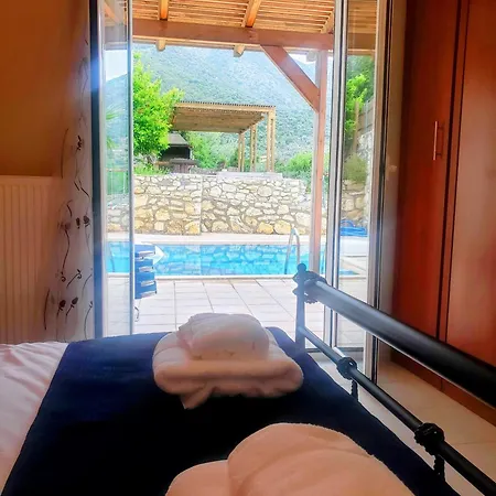 Idyllic 3 Bedroom Sea View With Private Pool
