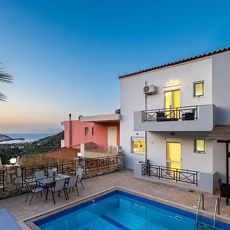 Idyllic 3 Bedroom Sea View With Private Pool *